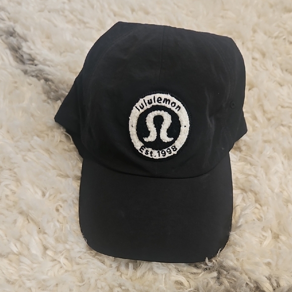 Lululemon Black Baseball Cap - Picture 1 of 5